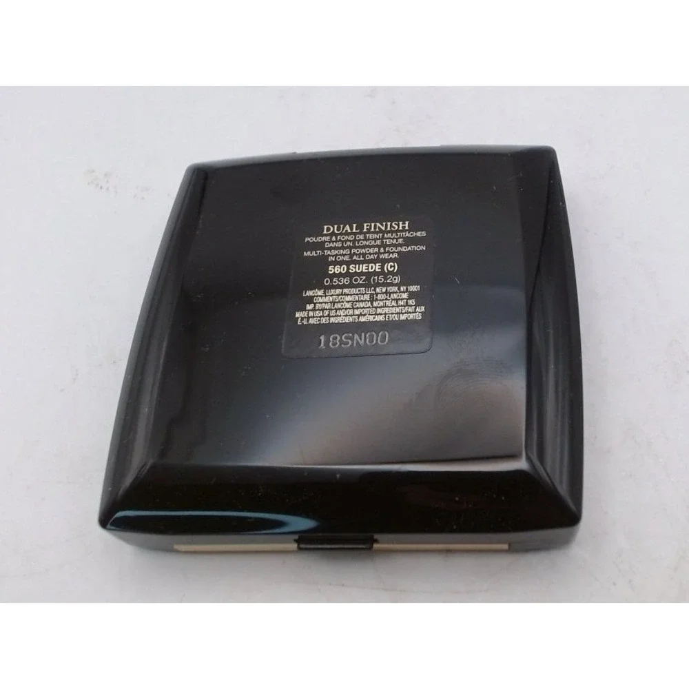 Lancome - Dual Finish Multi-Tasking Powder Foundation Powder, BRAND NEW IN BOX